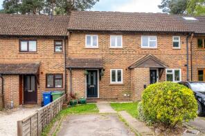 35, Coombe Pine, Bracknell RG12 0TJ