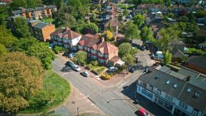 91, Oak Hill, Woodford Green IG8 9PG