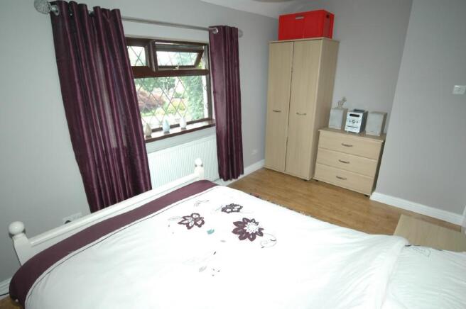BEDROOM 2