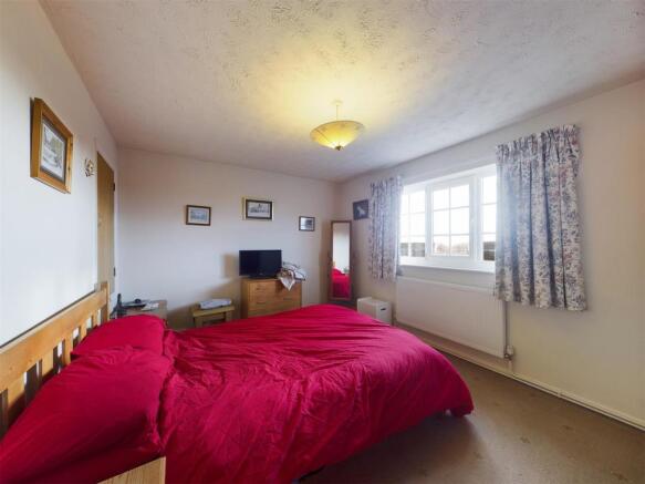 Bedroom: