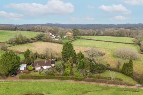 Nettlesworth Lane, Vines Cross, Heathfield, East Sussex, TN21 9AS