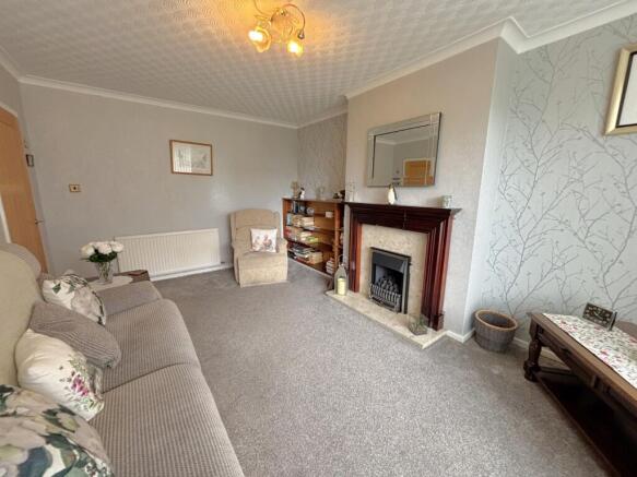 St. Abbs Drive, Odsal, Bradford, BD6 photo 4
