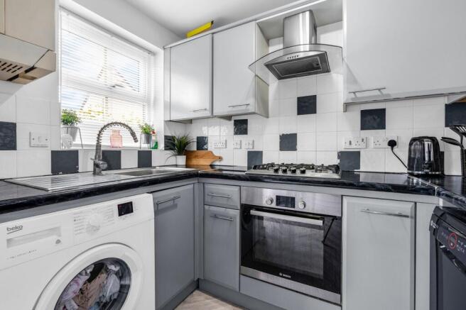 Peasmead, Buntingford, SG9 photo 4