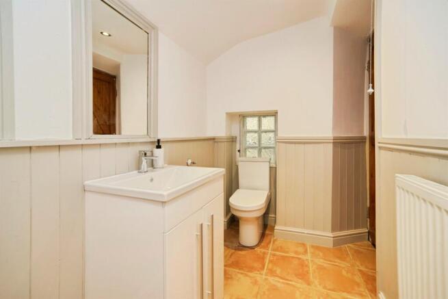 2 bed Terraced for sale Image 12