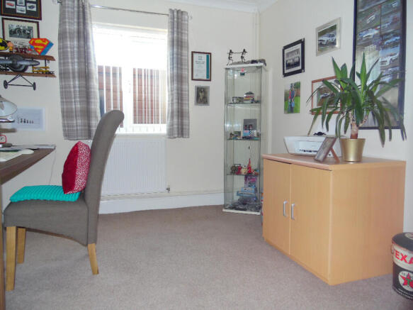 BEDROOM 3