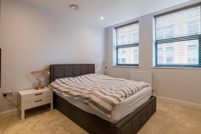 2 bed Flat to rent Image 7