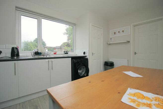 3 bed Terraced for sale Image 12