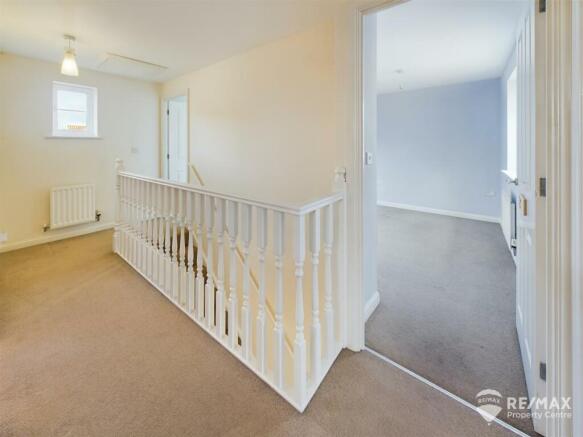 Upstairs Landing (2).jpg