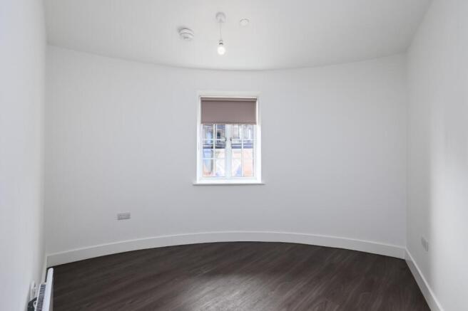 2 bed Flat to rent Image 8
