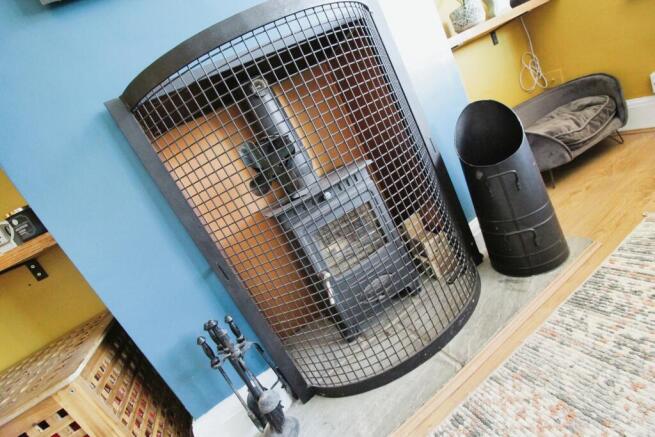 Log burner
