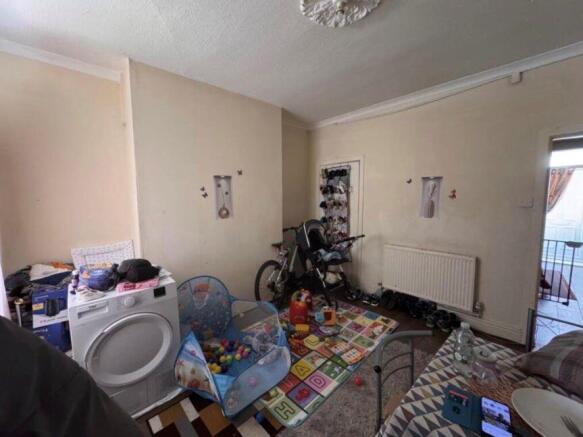 2 bed Terraced for sale Image 6