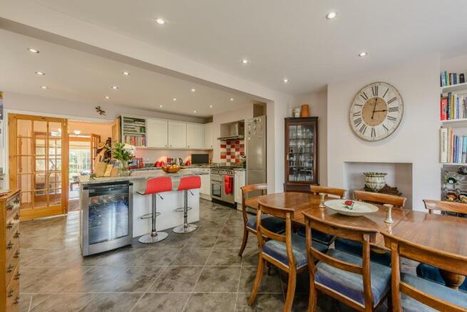 breakfast room
