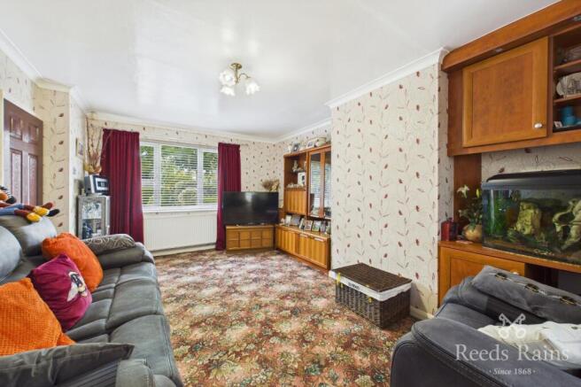 3 bed Semi-Detached for sale Image 5