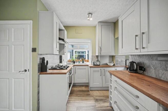 2 bed Semi-Detached for sale Image 9