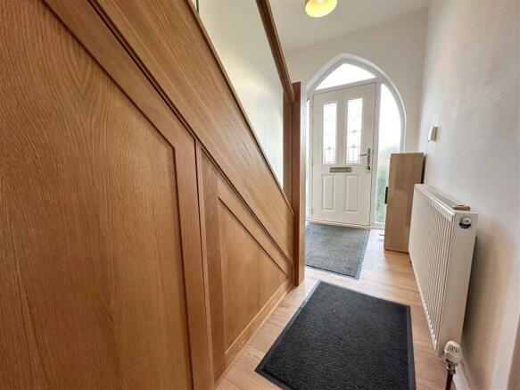 ENTRANCE HALLWAY