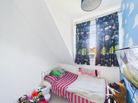 3 bed Semi-Detached for sale Image 9