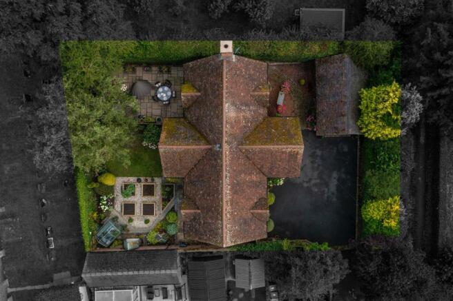 WrenburyCourt-18.jpg