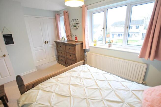 Bedroom One (2.jpg