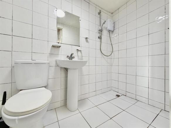 Shower Room/ WC