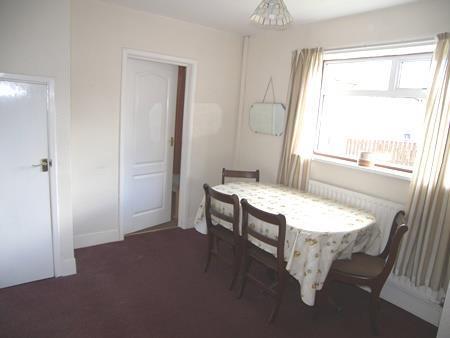 SEPARATE DINING ROOM