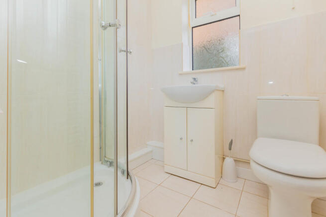 Downstairs Shower...