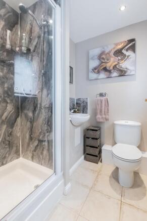 Master En-Suite