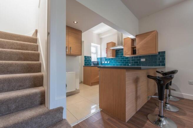 3 bed Terraced to rent Image 5