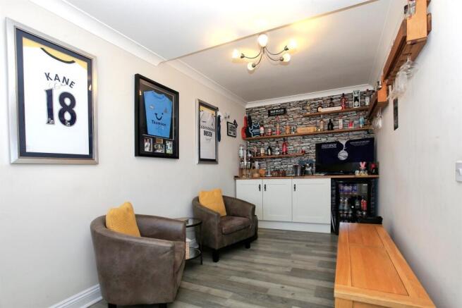 Family/Entertaining Room