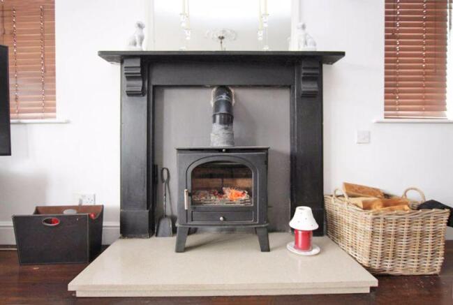 Log burner