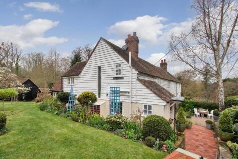 Dagg Lane, Ewhurst Green, E Sussex, TN32 5RD