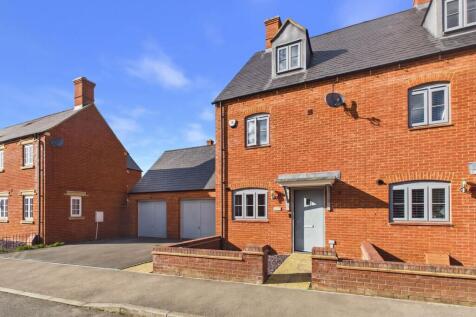 Orion Drive, Brackley, NN13