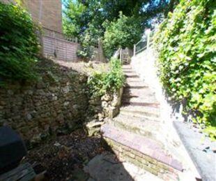 Photo 32