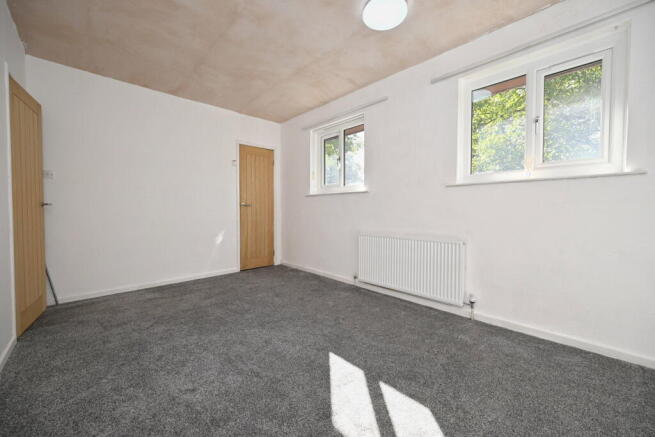 2 bed Semi-Detached for sale Image 9