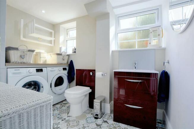 Ground Floor w.c./Utility Room