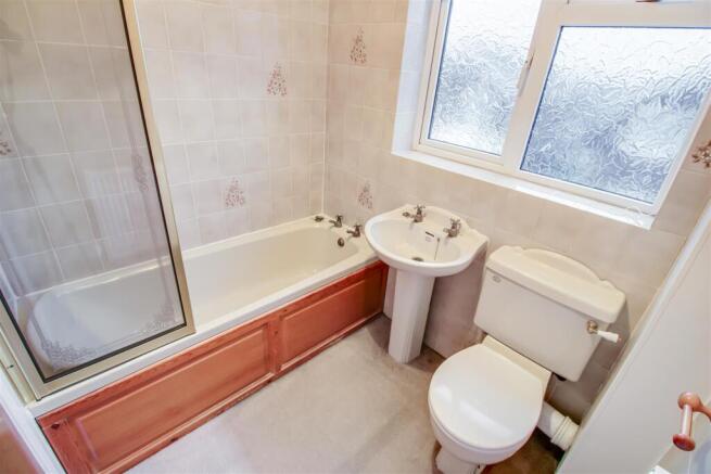 3 bed Detached for sale Image 10
