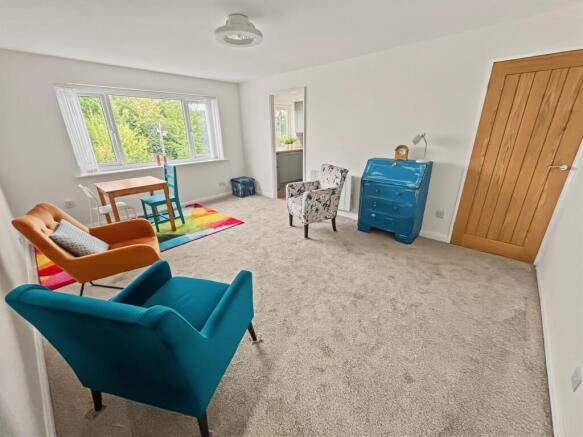 Lounge-Dining Room
