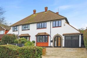 33, Broadclyst Gardens, Southend-on-sea SS1 3QP