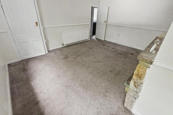 239 Meltham Road, Netherton, Huddersfield, HD4 7HL