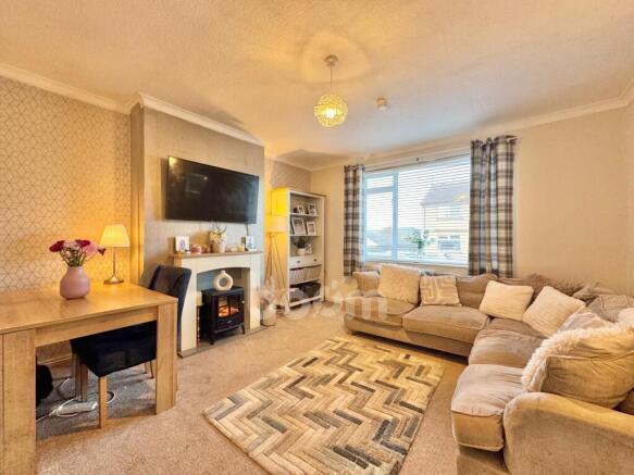 Mair Avenue, Dalry lounge