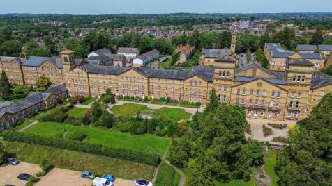Southdowns Park, Haywards Heath, RH16