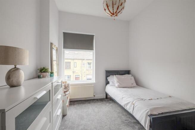 3 bed Terraced for sale Image 12