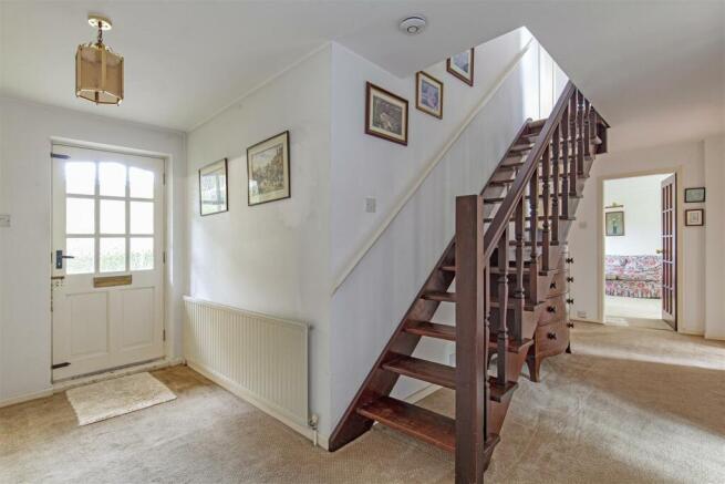Entrance Hall-1.jpg