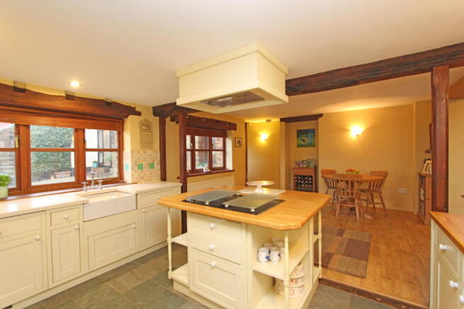 Kitchen/Dining Room