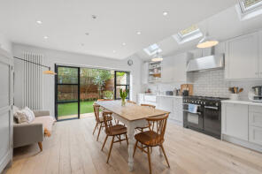 69, Pepys Road, London SW20 8NL