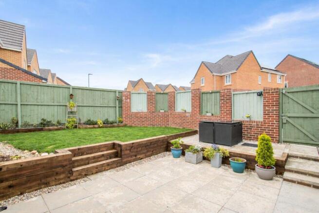 3 bed Semi-Detached for sale Image 11