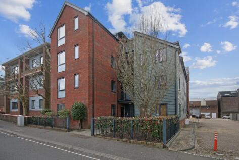 Cantelupe Road, East Grinstead, West Sussex, RH19