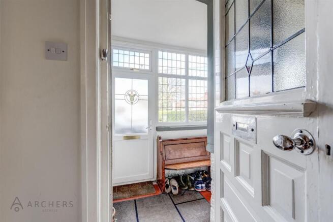 3 bed Semi-Detached for sale Image 6