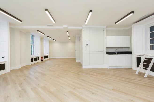 8A Brushfield Street 04.jpg