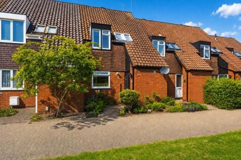 Newgate Close, St. Albans, Hertfordshire, AL4