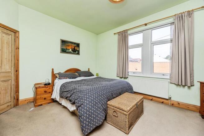 3 bed Semi-Detached for sale Image 10